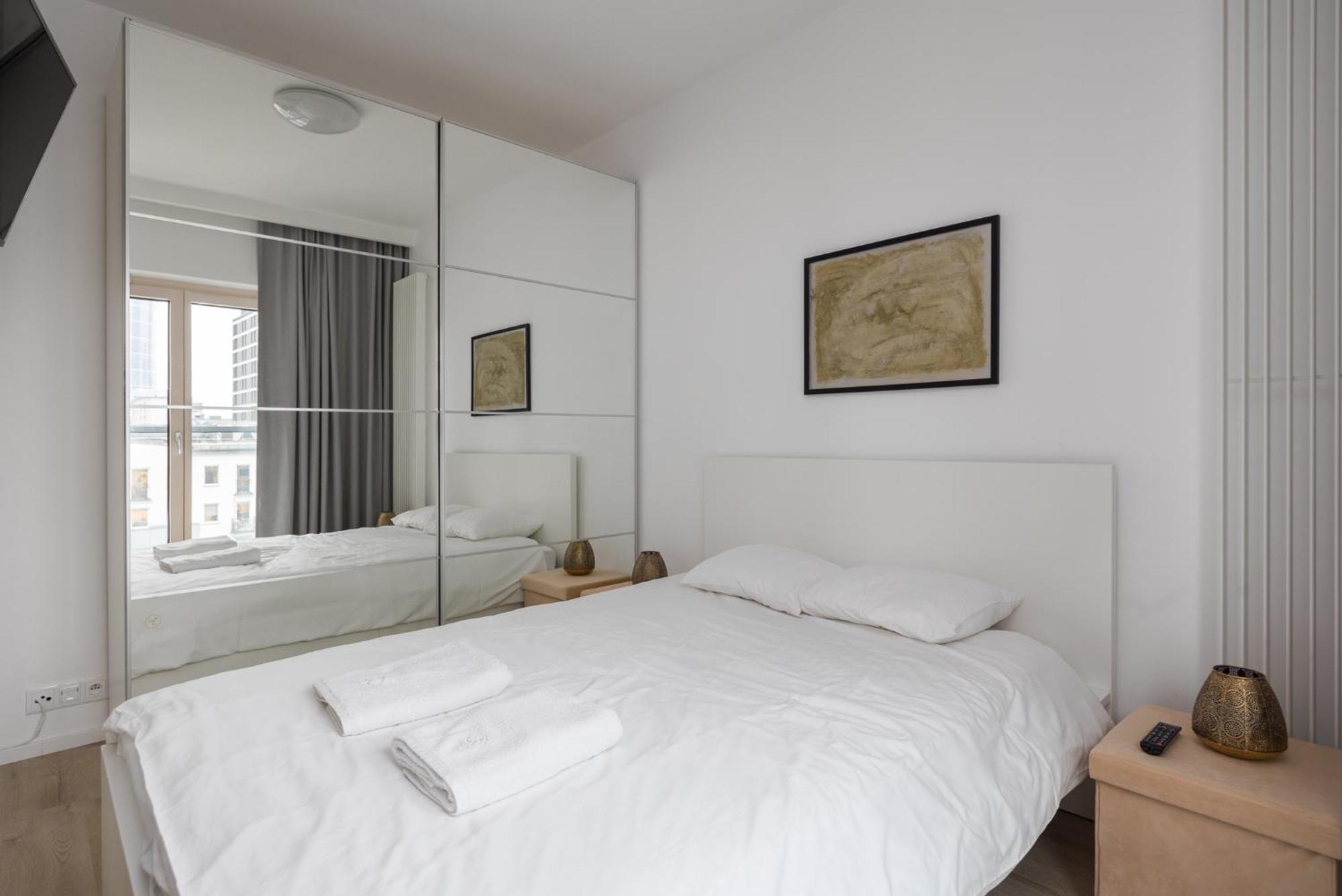 Vipwarsawapartments Onyx Mennica Residence Exterior photo
